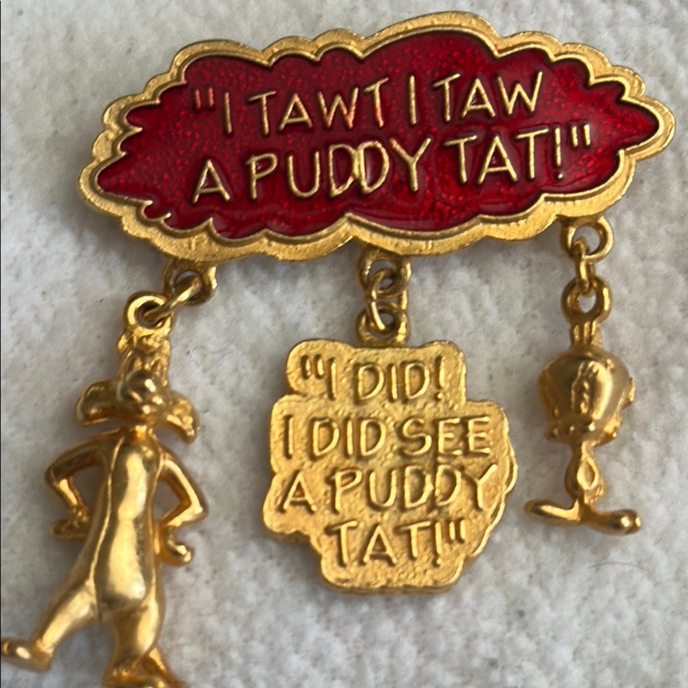 RARE Warner Brothers Sylvester & Tweety Bird “I Tawt I Taw A Puddy Tat!” Pin